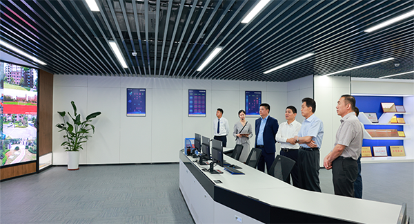 謝廣祥一行深入新華控股集團(tuán)調(diào)研指導(dǎo)工作